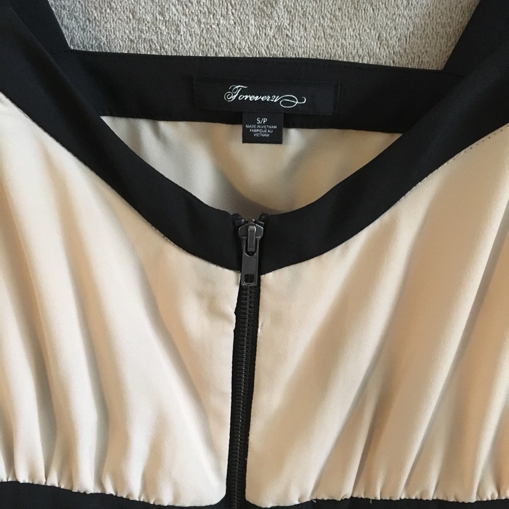 Forever 21 Zip Front Dress - Picture 4 of 5